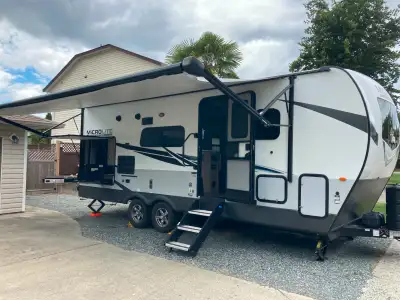 Immaculate Travel Trailer – Like New! Only Used 8 Times 4 Years Old | Spacious Layout | Loaded with...