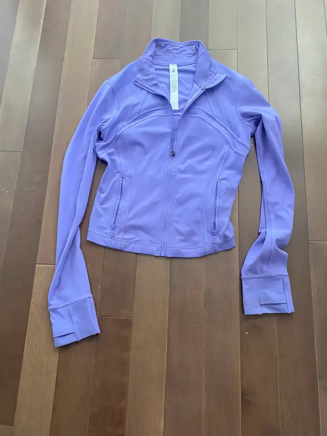 Lululemon Define Jacket Luon Size 6 in Women's - Tops & Outerwear in City of Halifax - Image 5