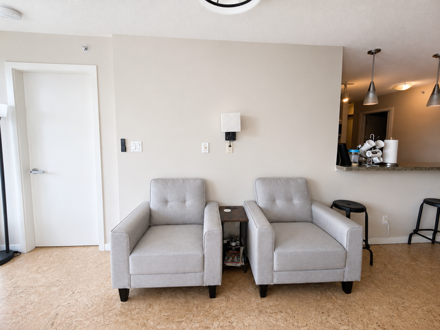 FURNISHED PRIVATE ROOM FOR RENT DOWNTOWN VANCOUVER FOR NEWCOMERS in Room Rentals & Roommates in Vancouver - Image 18