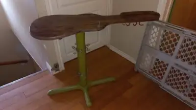 Guitar repair table, View more