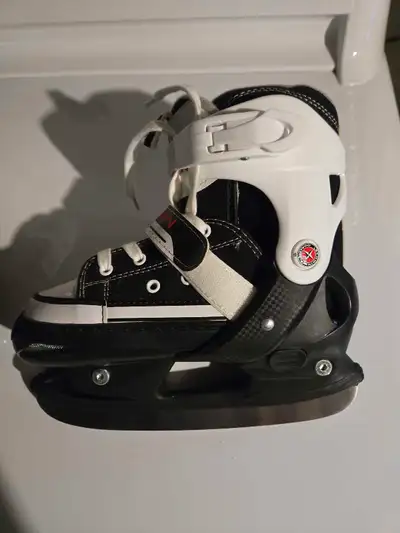 Schwinn Kids adjustable ice skates, View more