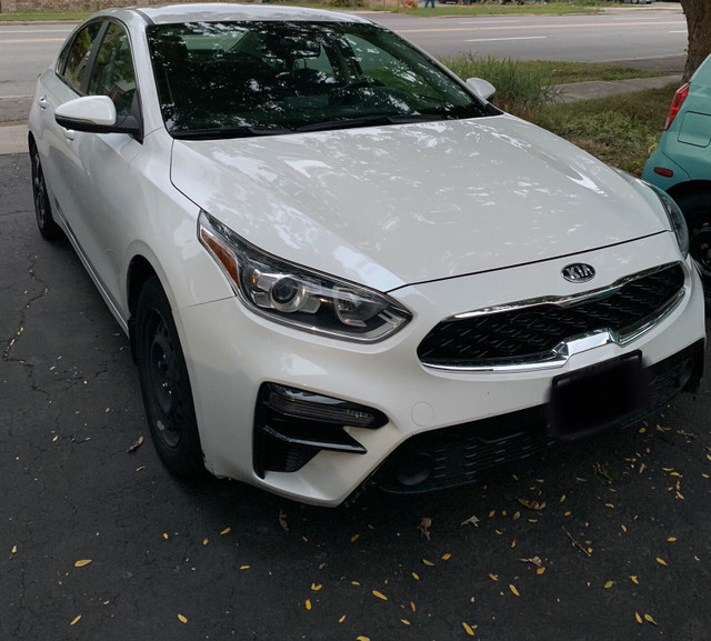 AS IS - 2020 Kia Forte EX White - Apple CarPlay, Heated Front in Cars & Trucks in Ottawa - Image 2