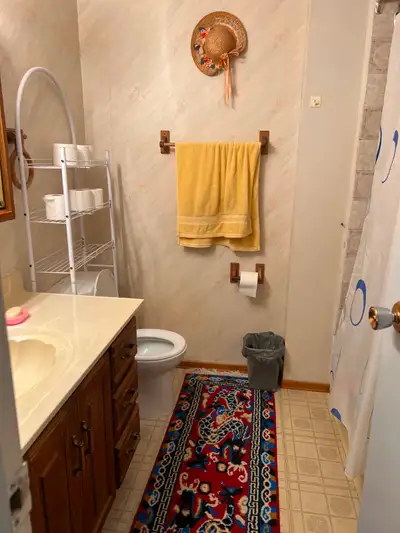 Furnished Room for Rent – Scarborough Town Centre Area (Avail Oct 1) A clean, comfortable private ro...