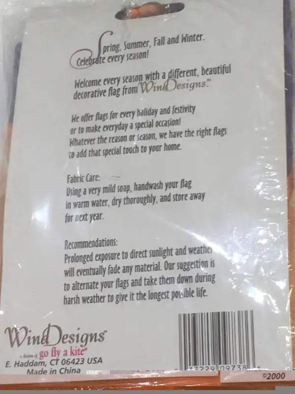 Go Fly a Kite - WIND DESIGNS - "Autumn Sun" BANNER (2000) in Arts & Collectibles in Calgary - Image 4