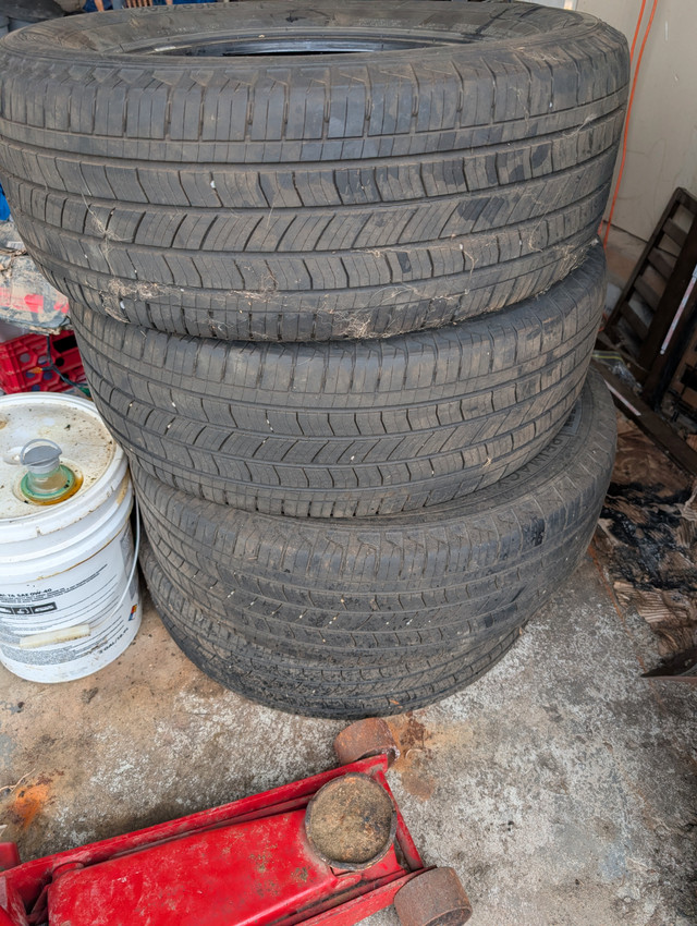 265/65r18 Michelin primacy LTC tires in Tires & Rims in Edmonton
