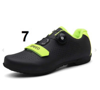 Size 7 "Size 40" -Cycling Lock Bike Shoes- NEW