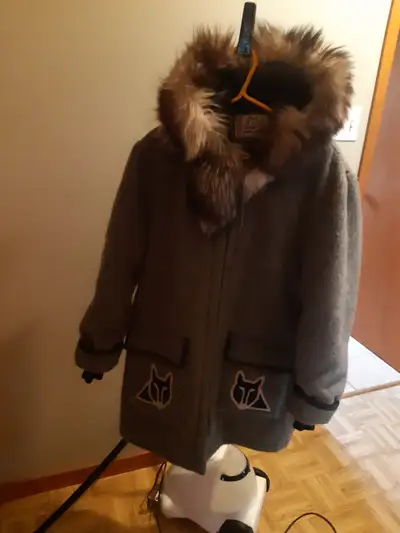 Pure Virgin Wool Coat (James Bay). Size: L-XL Grey. $100.00., View more