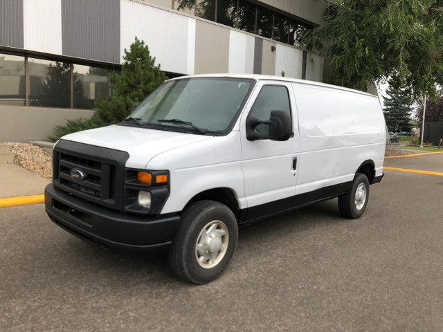 2012 Ford E-250 E-Series Cargo Van ACTIVE LOW KMS ALL WORKS in Cars & Trucks in Edmonton - Image 4