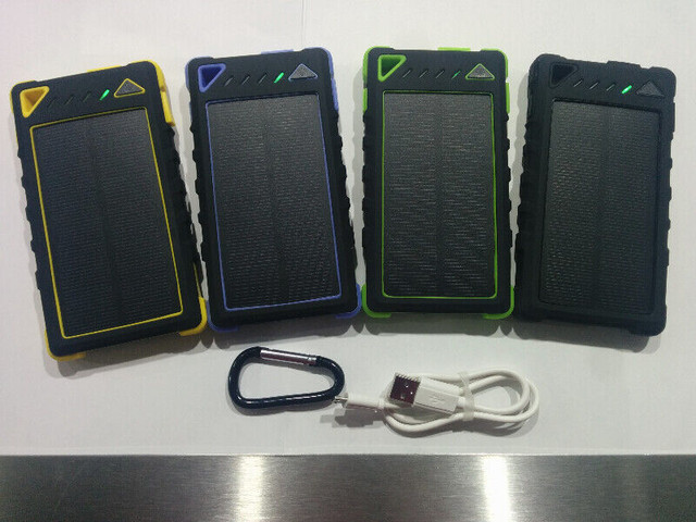 Solar Power bank in Cell Phone Accessories in Mississauga / Peel Region - Image 3