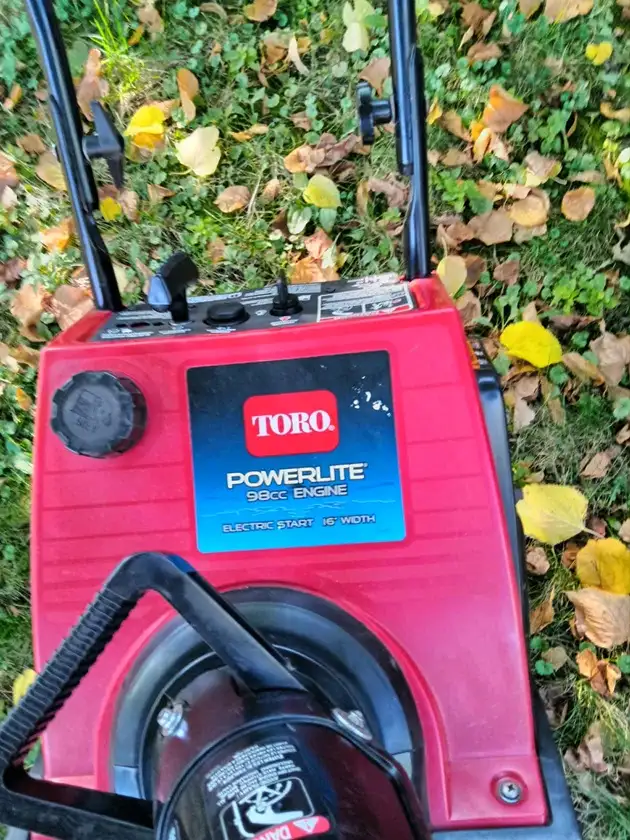 Souffleuse Toro 16'' in Snowblowers in Laval / North Shore - Image 4