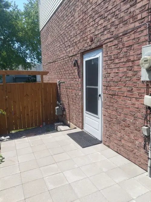 One-bedroom basement apartment, newly renovated, new appliance, new bathroom, new kitchen. Near Osha...