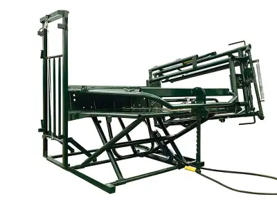 Looking for someone who has a tipping table preferably in Carlyle area. Only need a couple horses fe...