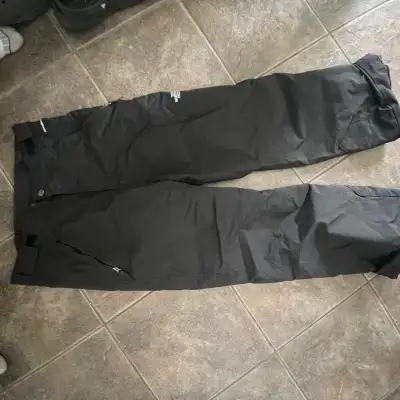 Kids large NorthFace Snow pants (14-16), View more