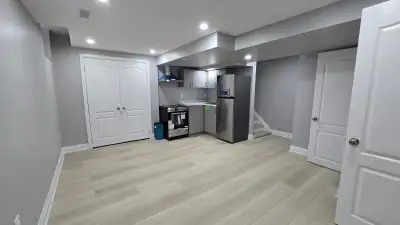 NEW Legal 1 bedroom basement unit (Available July 1st)