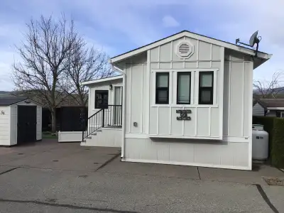 Park Model home for sale in Swan Lake RV Resort, Vernon BC. Many upgrades in this home. Board and ba...