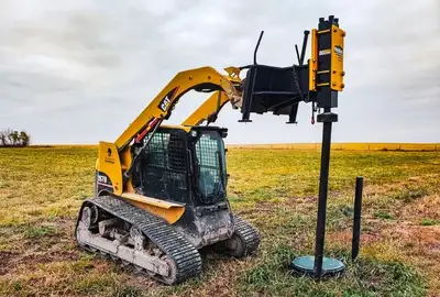 BRAND NEW !!! SKID STEER POST DRIVE , POST POUNDER PICK UP IN GANANOQUE -ON At Skid Steers Direct yo...
