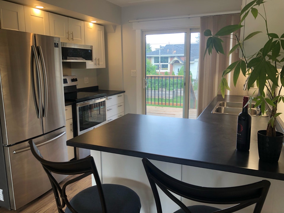 Stunning Hamilton Mountain 3 Bdrm 1.5 bath house for rent 2
