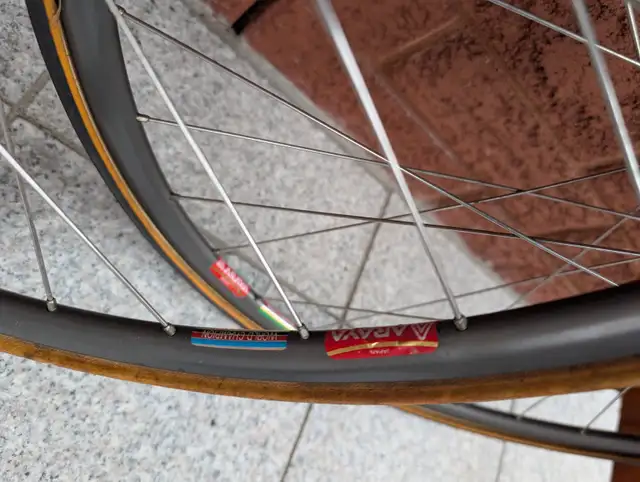 Handbuilt 700c track Tubular araya rims on suntour superbe in Frames & Parts in Ottawa - Image 6