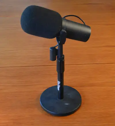 Shure SM7B Cardioid Dynamic Microphone, View more