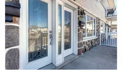Beau 5 1/2 à louer, haut duplex