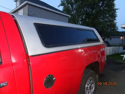 truck cap for a gmc truck its a 8 foot box asking 850orbest offer may fit other reason for selling b...