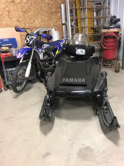 Yamaha exciter 570 New parts on it and comes with extra parts