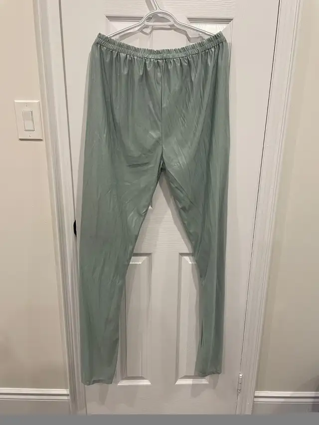 Indian Suit/ Indian Clothing in Women's - Other in Mississauga / Peel Region - Image 4