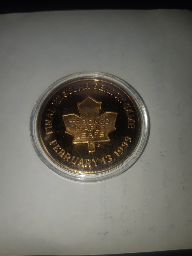 Maple Leaf Gardens collectors coin in Arts & Collectibles in Bedford - Image 3
