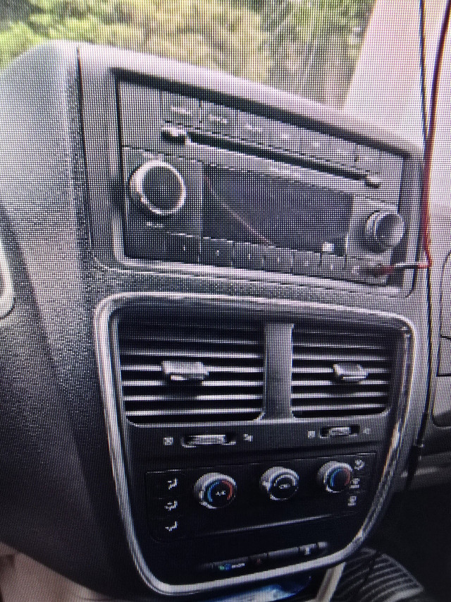 DODGE CARGO VAN in Cars & Trucks in Markham / York Region - Image 2