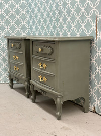 (Free Delivery) Refinished Nightstands • Tables de chevet 
