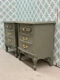 (Free Delivery) Refinished Nightstands • Tables de chevet 