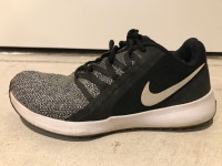 Nike runners for men