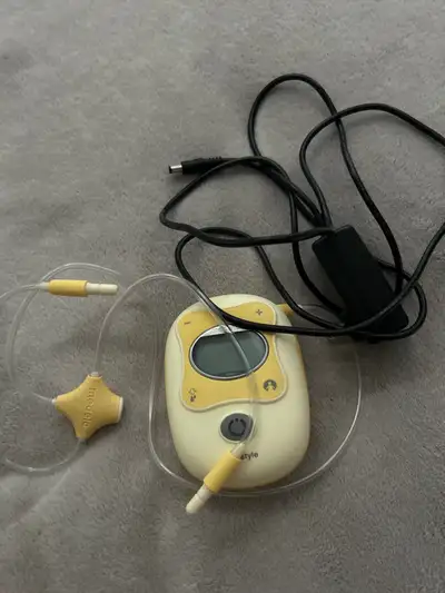 medela freestyle breastpump, View more