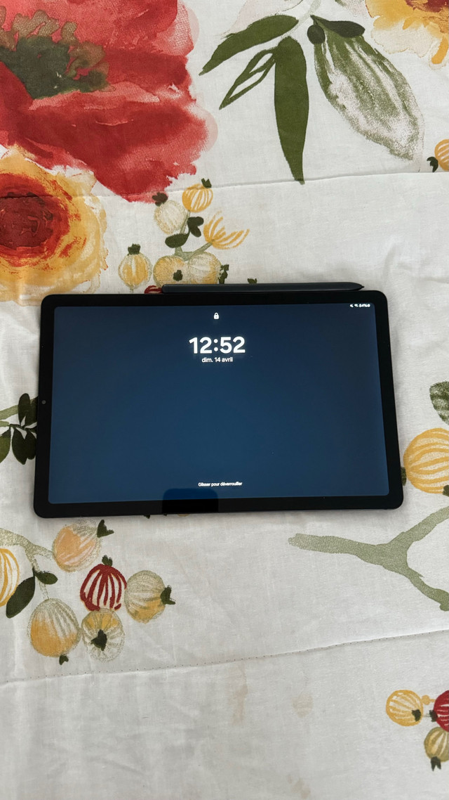Samsung tab s6 Tablet dans iPad et tablettes  à Ville de Montréal - Image 2