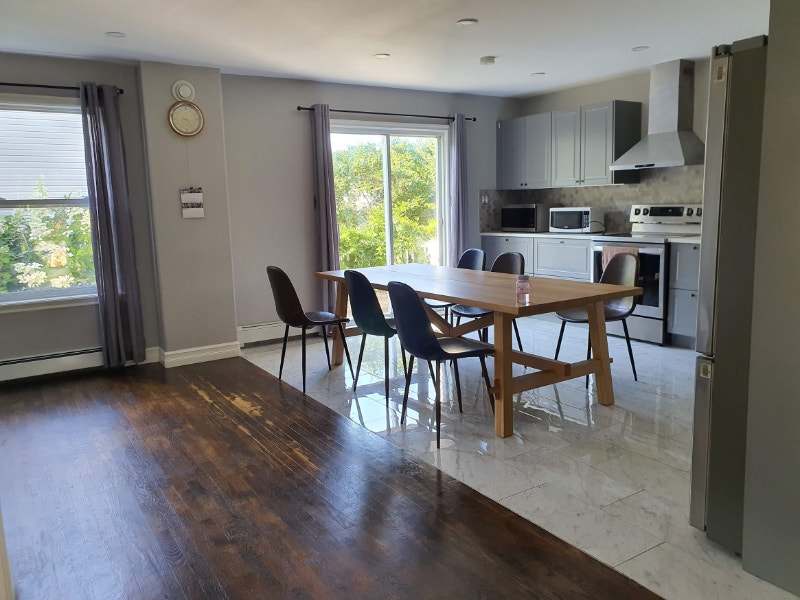 Spacious fully furnished private room available for rent Room Rentals