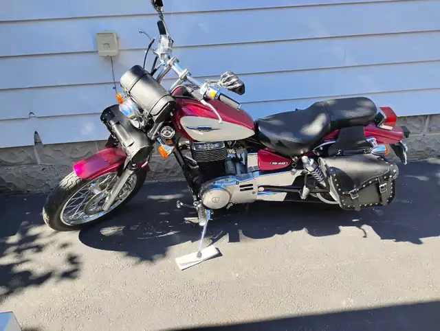 650 Suzuki s40 in Street, Cruisers & Choppers in Kawartha Lakes - Image 3