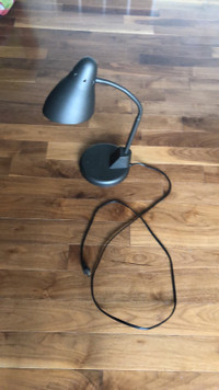 2 Desk lamps