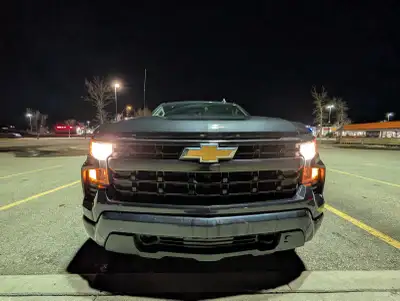 2022 Chevy Silverado 1500 Custom 4x4 – 2.7L Turbo.Rebuilt title. Selling my 2022 Silverado 1500 Cust...