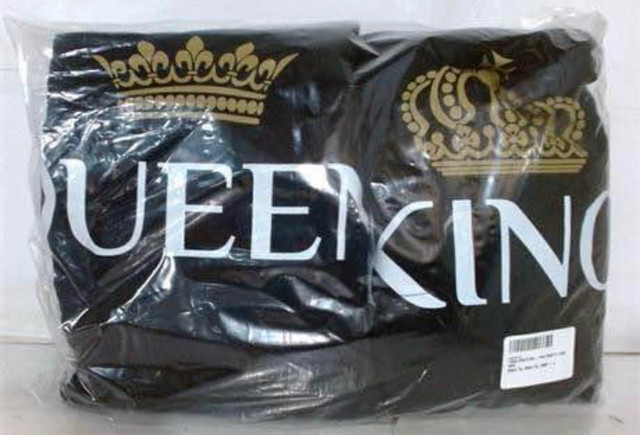 Tstars King and Queen Hoodies Black for Couples sz Large in Women's - Tops & Outerwear in Mississauga / Peel Region - Image 3