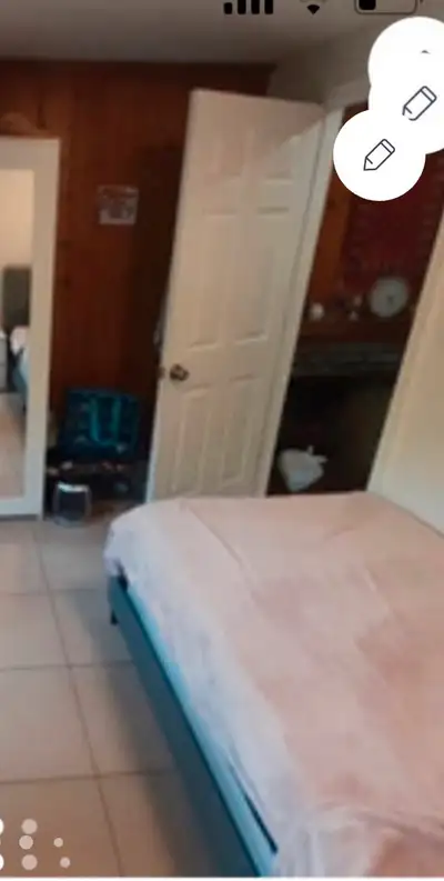Private furniture room for rent available now$35 a day