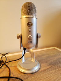 Blue Yeti USB Microphone for PC, Mac