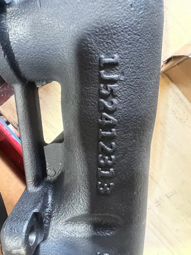 Kubota M6  M7 6.1L Exhaust Manifold ( 1J524-12312 ) in Farming Equipment in Oakville / Halton Region - Image 5