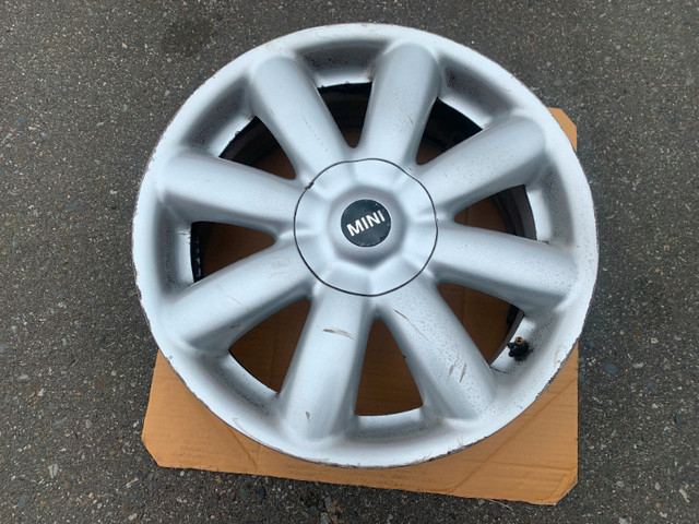 1 x single 17X7 et48 OEM Mini cooper 4X100 rim in good cond in Tires & Rims in Delta/Surrey/Langley