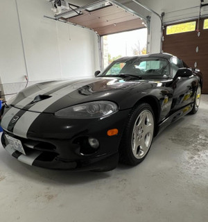 2000 Dodge Viper GTS