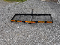 Carier for car hitch