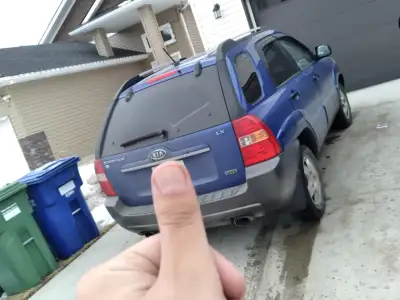 2007 Kia sportage suv V6 4wd- 263xxxkms. No lights on the dash everything works fine. Actual trunk d...