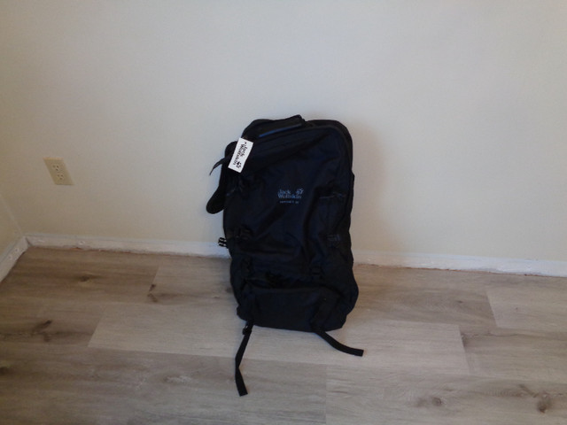 Jack Wolfskin Odyssey III Backpack -BRAND NEW in Fishing, Camping & Outdoors in Brantford