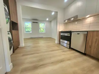Live Beautifully, Heart of St-Henri – Fully Renovated 2BED GEM