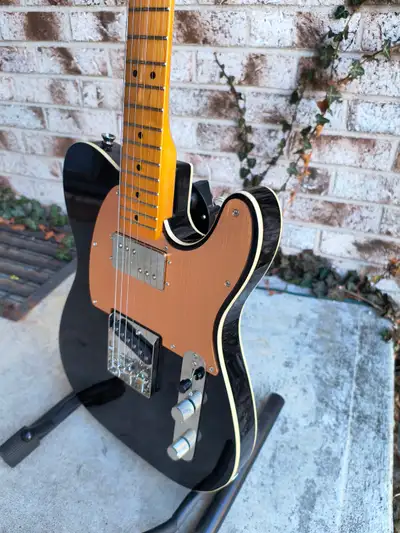 "Fender Special Run" Squier Classic Vibe 60 Telecaster Custom, View more