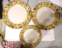 3pcs Gallery Collection Chantal ceramic plates